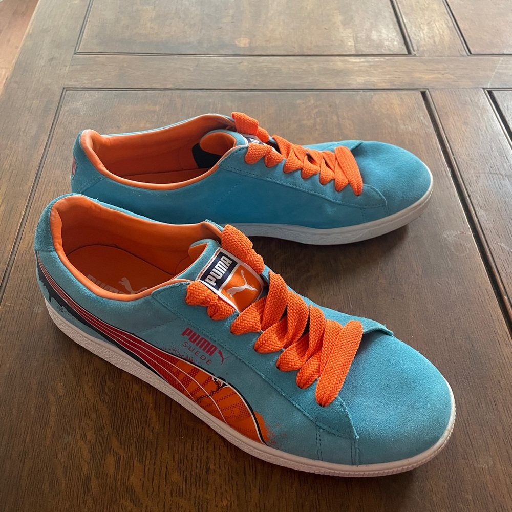 Men’s Puma suede sneakers